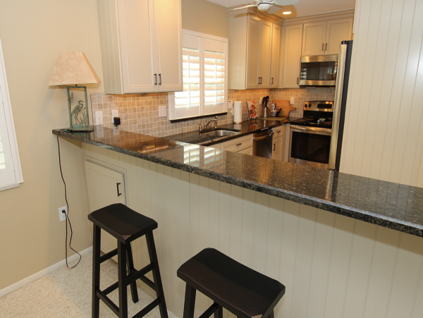 Charming Two Bedroom Vacation Condo on Longboat Key